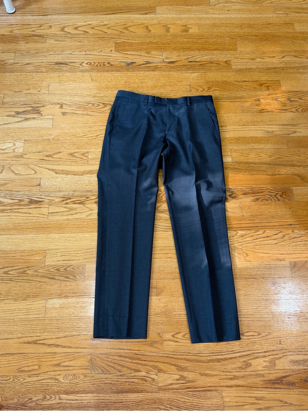 Hugo Boss Charcoal Gray Tailored Dress Pants | Men’s 30R | Wool Blend